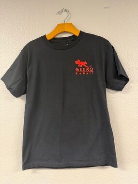 Gecko Hawaii Kids' Black Short Sleeve Tee with Red Logo